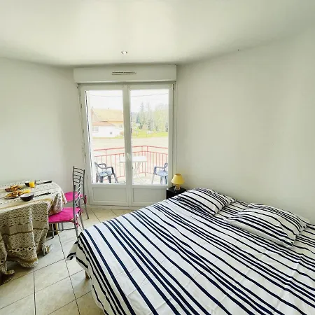 Residence Louis Place Du Marche Bains-les-Bains Exterior foto