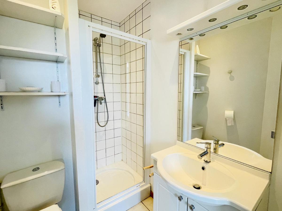 Louis Place Du Marche Apartment
